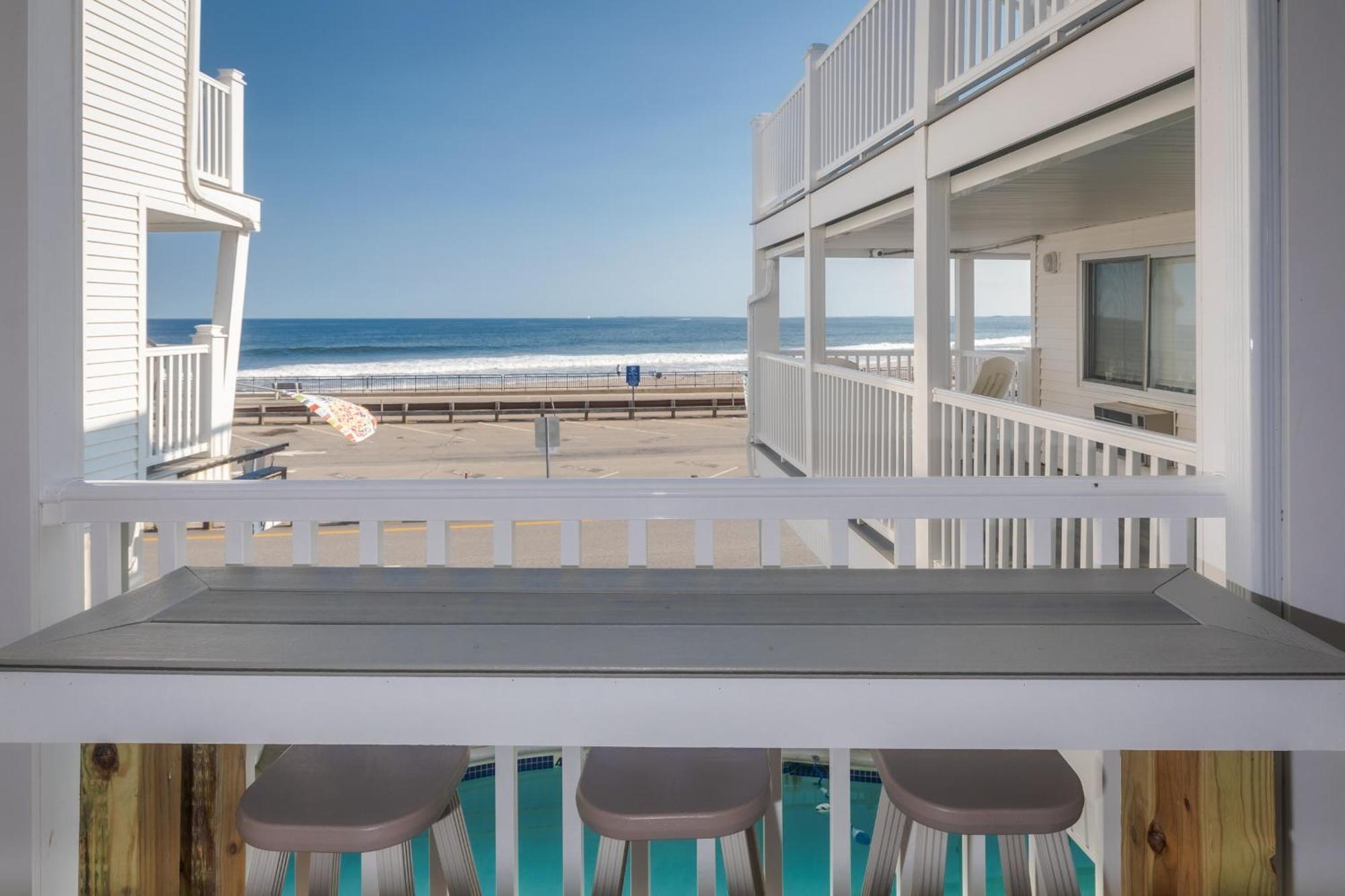 The Atlantic Motel Hampton Bagian luar foto