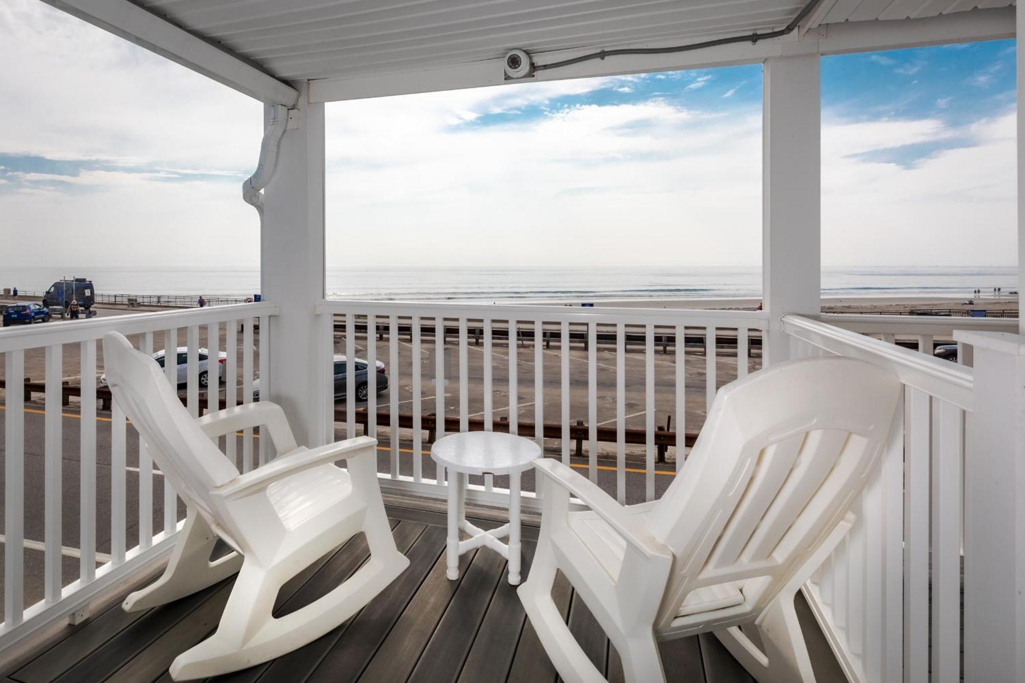 The Atlantic Motel Hampton Bagian luar foto
