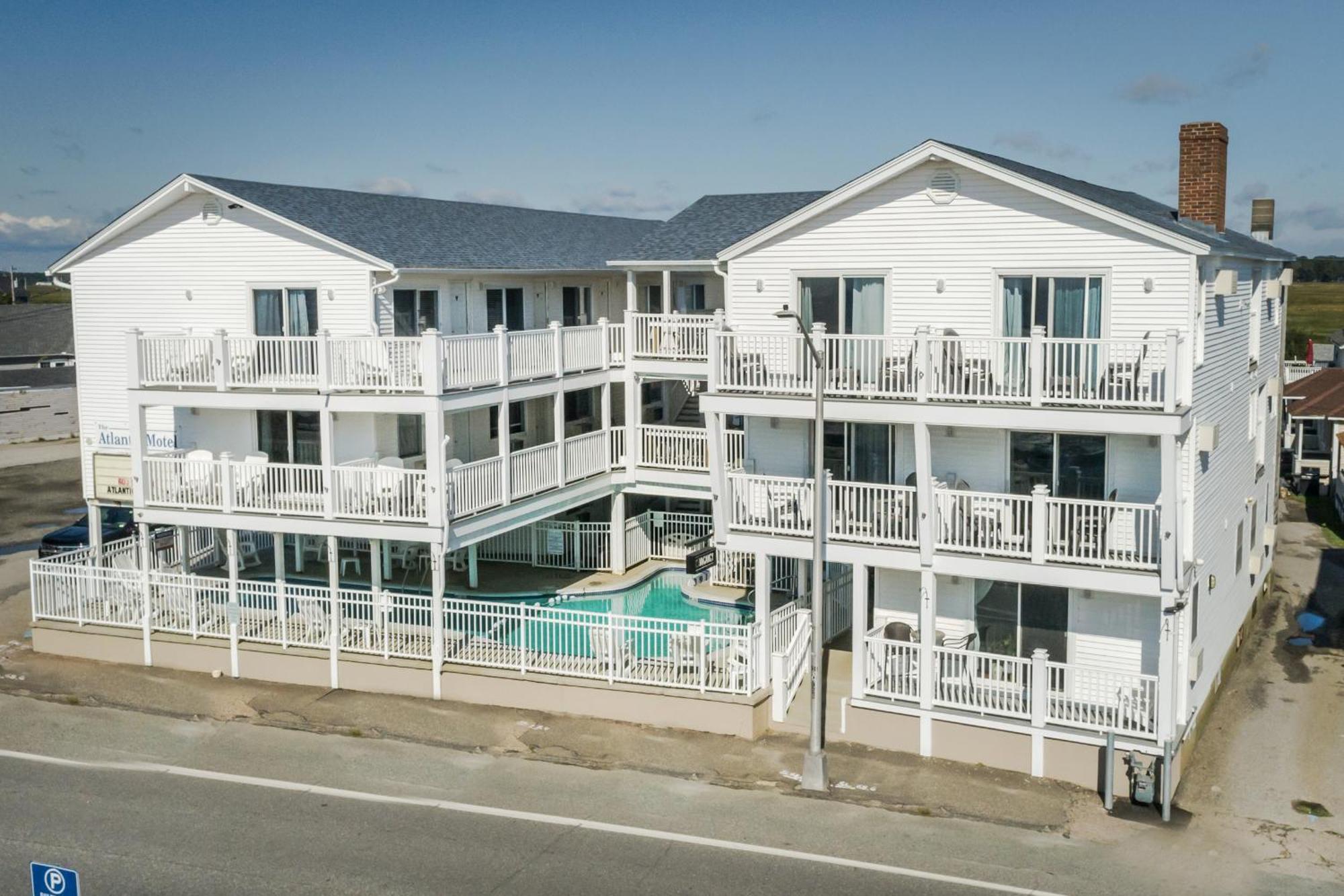 The Atlantic Motel Hampton Bagian luar foto
